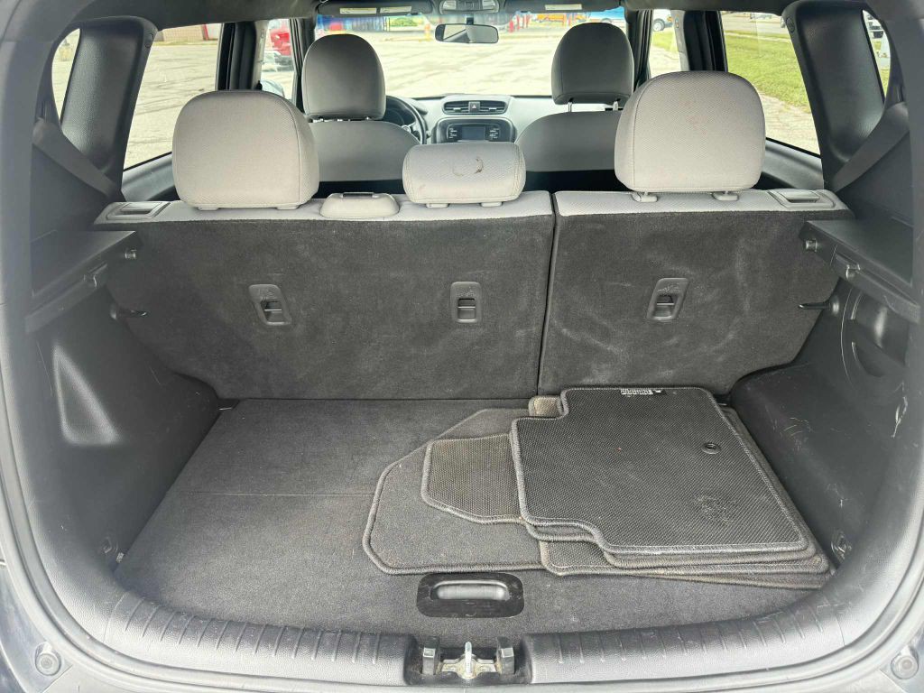 2014 Kia Soul Image 12