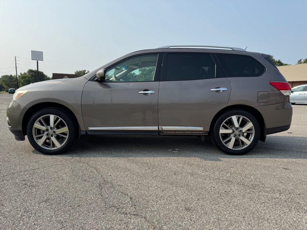 2014 Nissan Pathfinder Image 4
