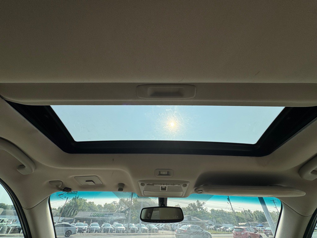 2014 Nissan Pathfinder Image 15