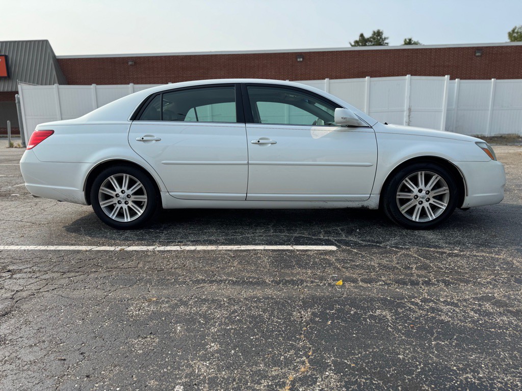 2006 Toyota Avalon Image 4