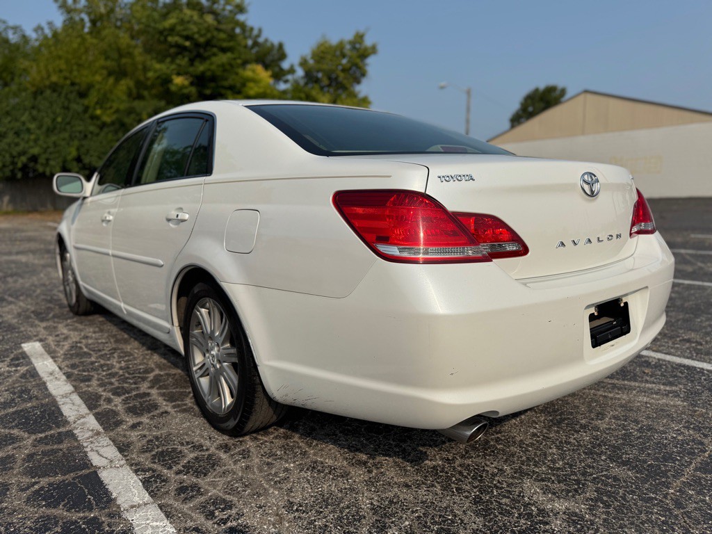 2006 Toyota Avalon Image 6