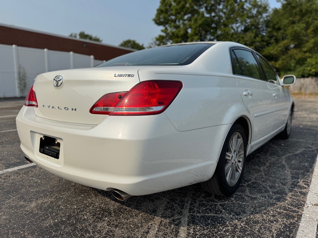 2006 Toyota Avalon Image 8