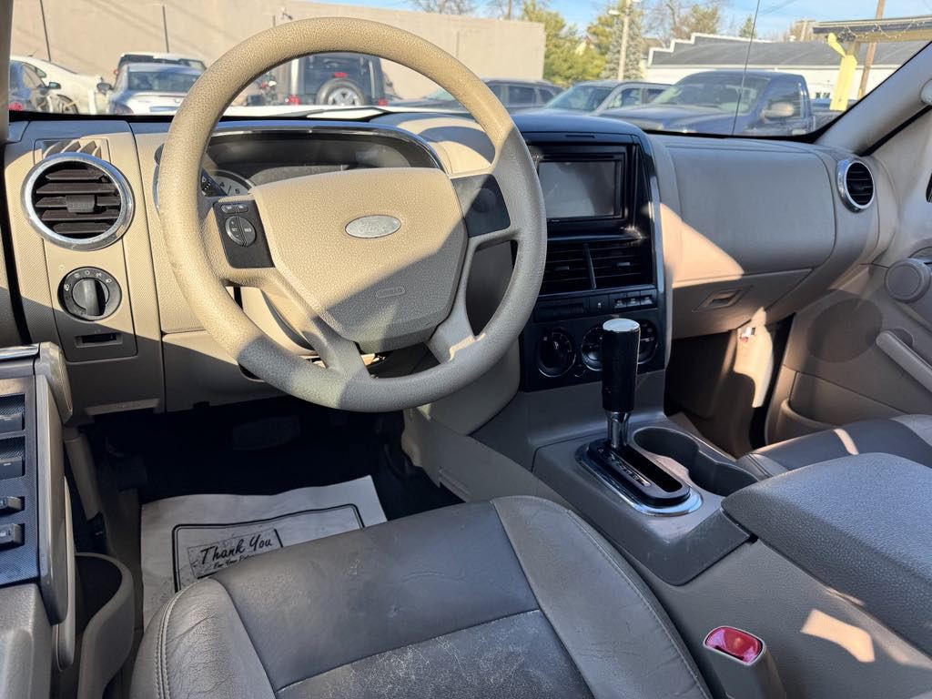 2007 Ford Explorer Image 13