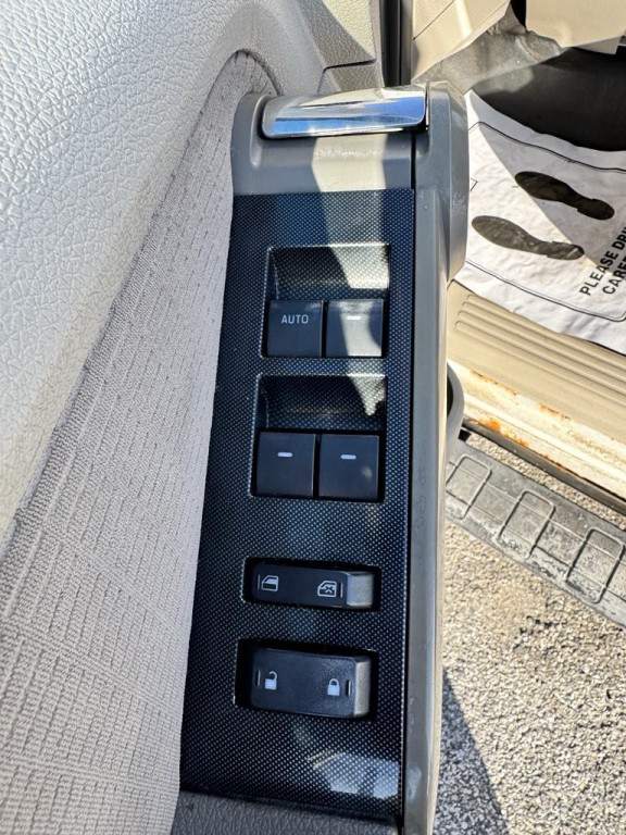 2007 Ford Explorer Image 16