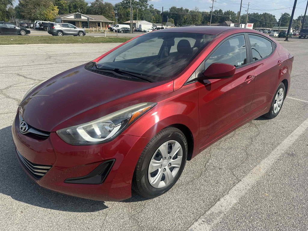 2016 Hyundai Elantra Image 2
