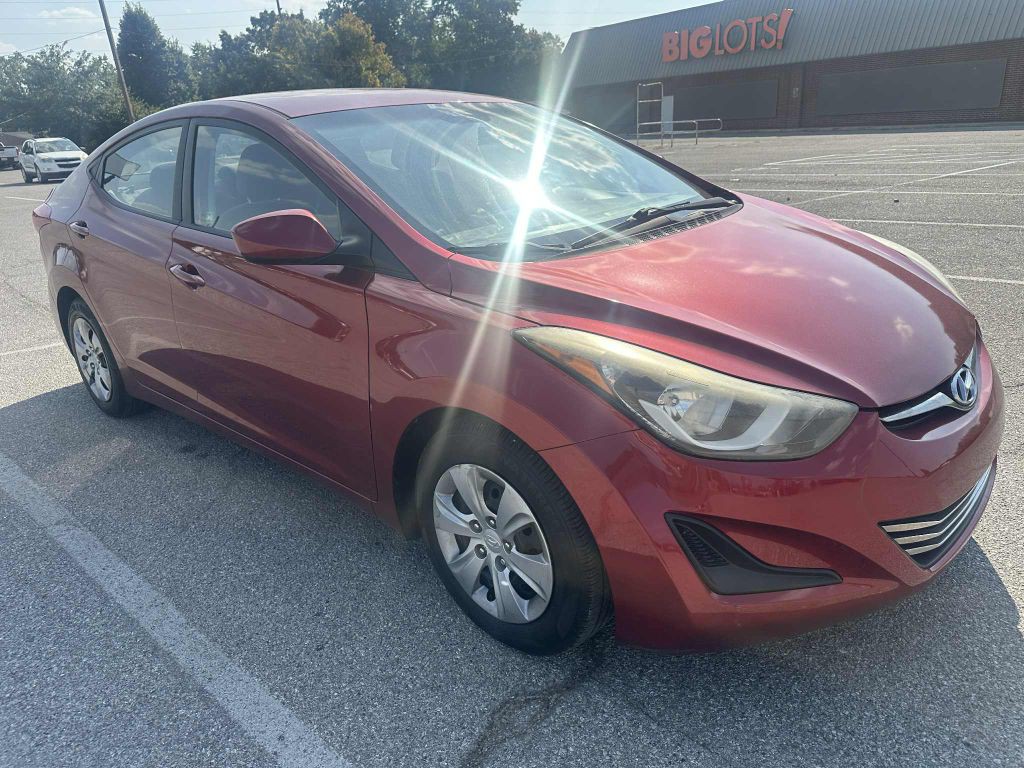 2016 Hyundai Elantra Image 8
