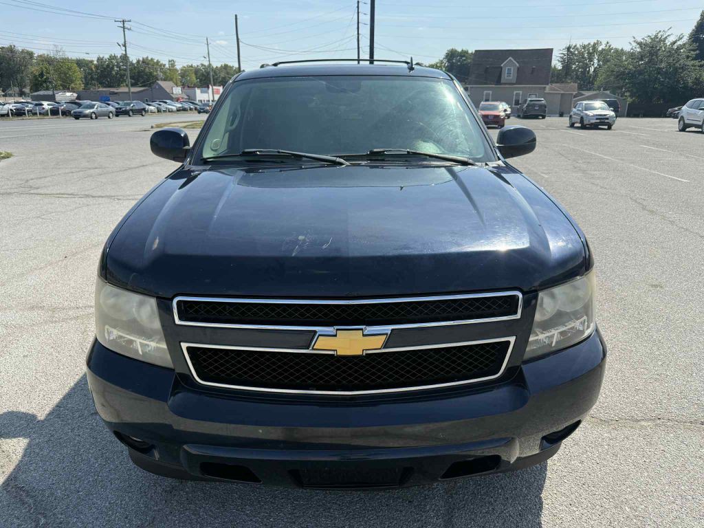 2007 Chevrolet Tahoe Image 2