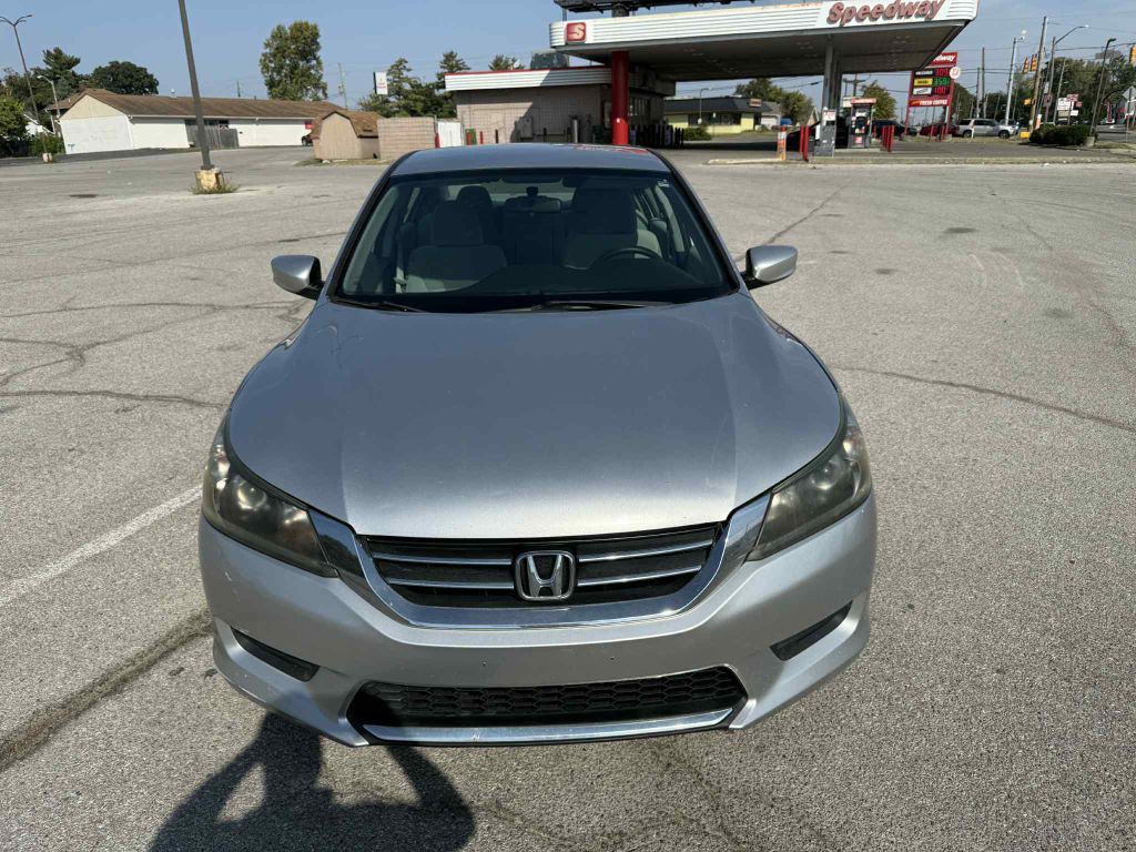 2013 Honda Accord Image 2