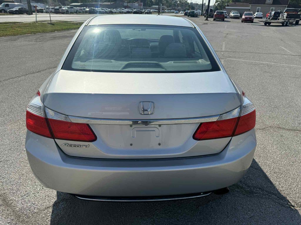 2013 Honda Accord Image 7