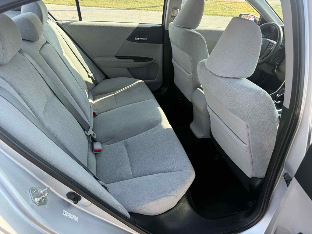 2013 Honda Accord Image 12