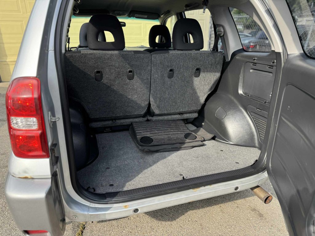 2004 Toyota Rav4 Image 11