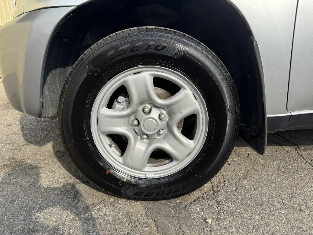 2004 Toyota Rav4 Image 17