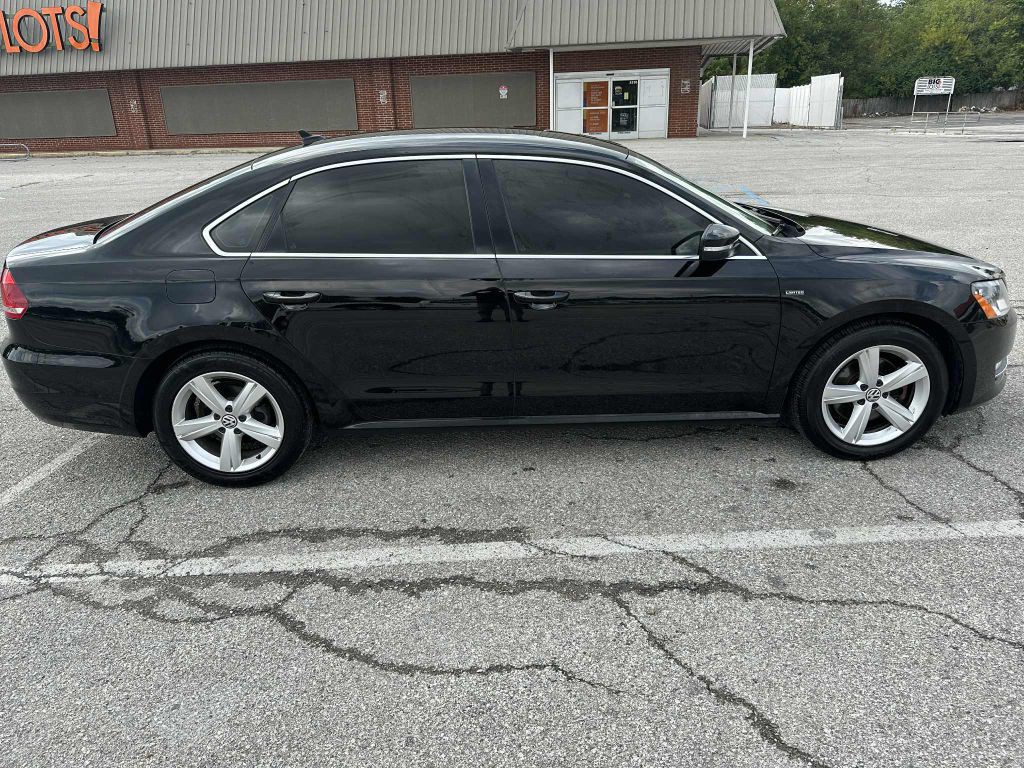 2015 Volkswagen Passat Image 7