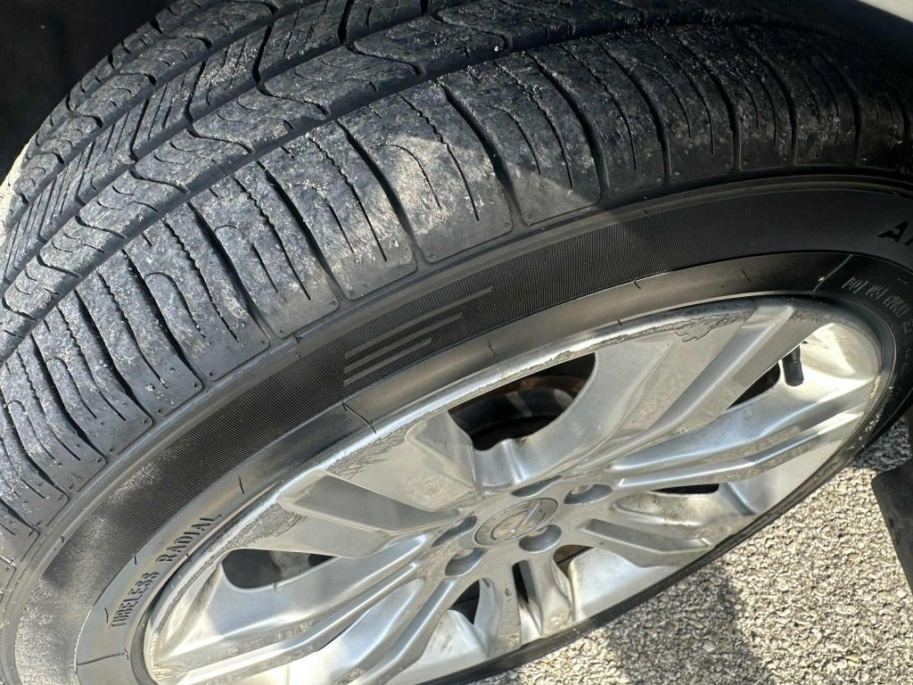 2015 Chrysler 200 Image 18