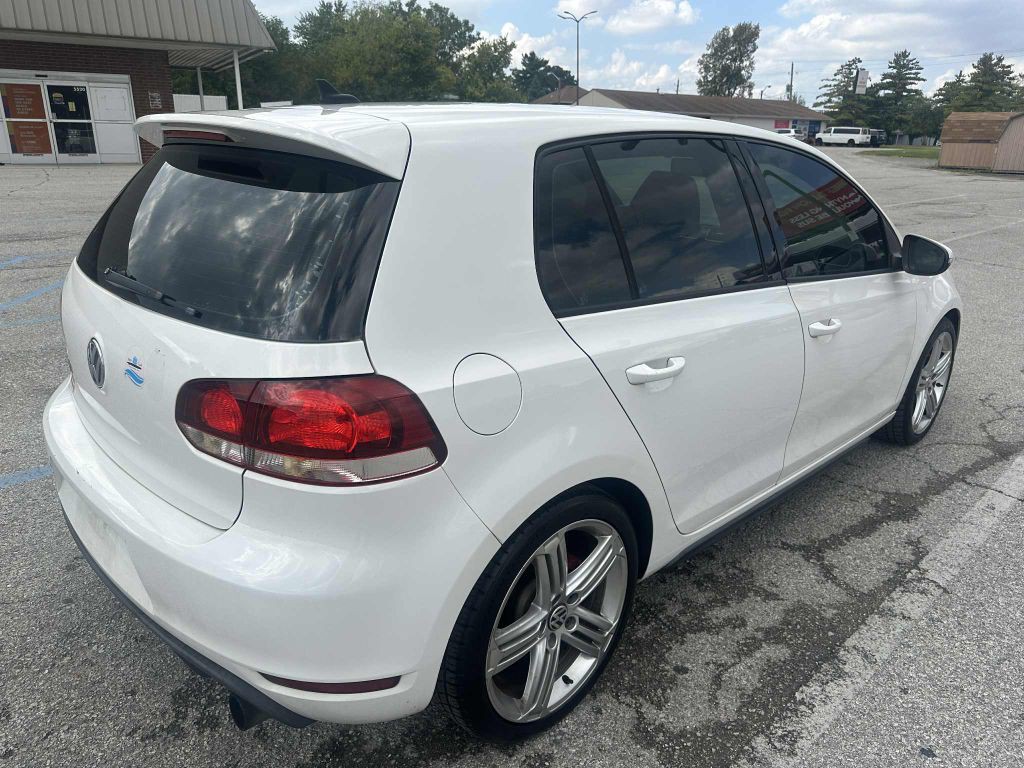 2013 Volkswagen GTI Image 6