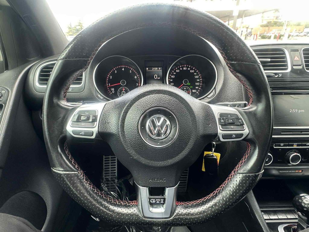 2013 Volkswagen GTI Image 13