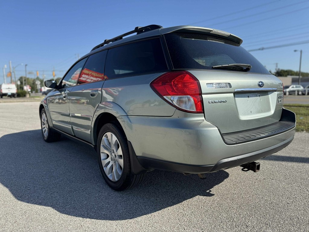 2009 Subaru Outback Image 6
