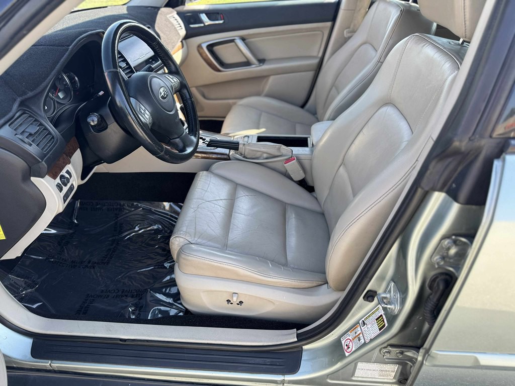 2009 Subaru Outback Image 9