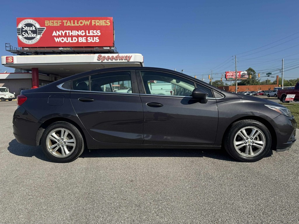 2016 Chevrolet Cruze Image 4