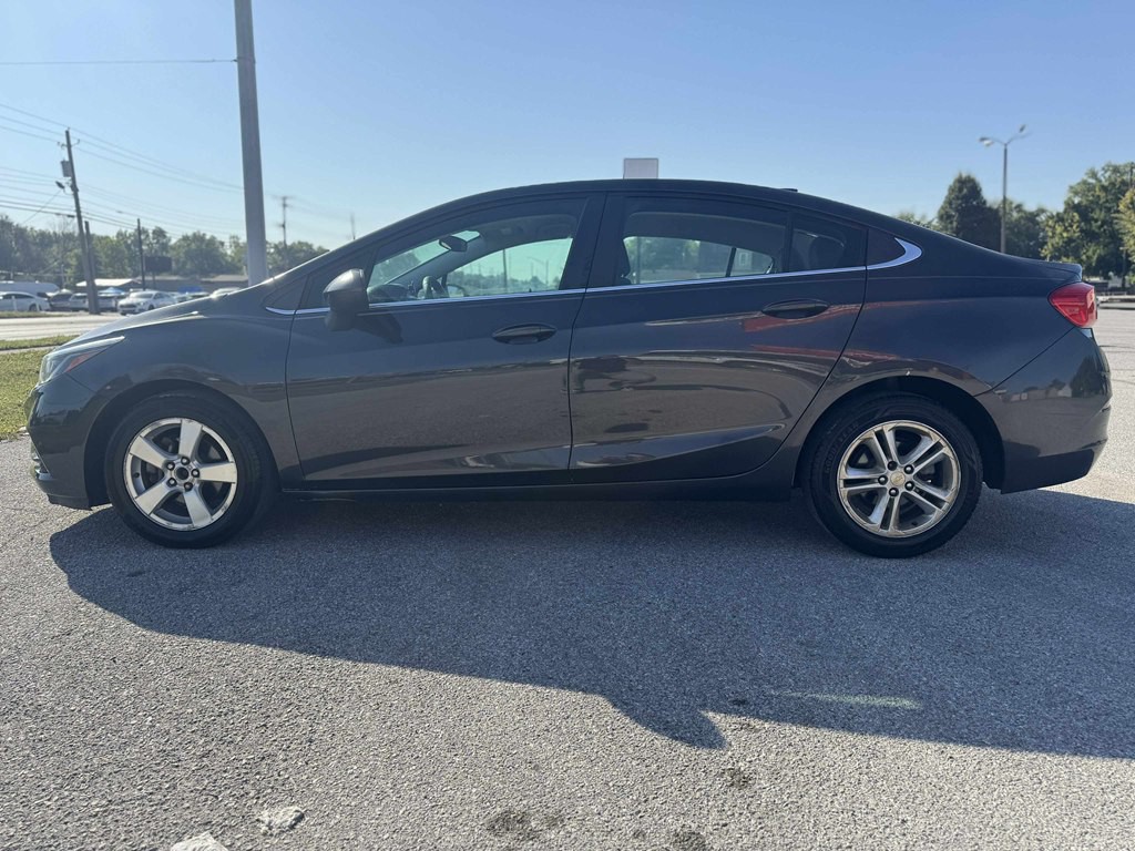 2016 Chevrolet Cruze Image 5