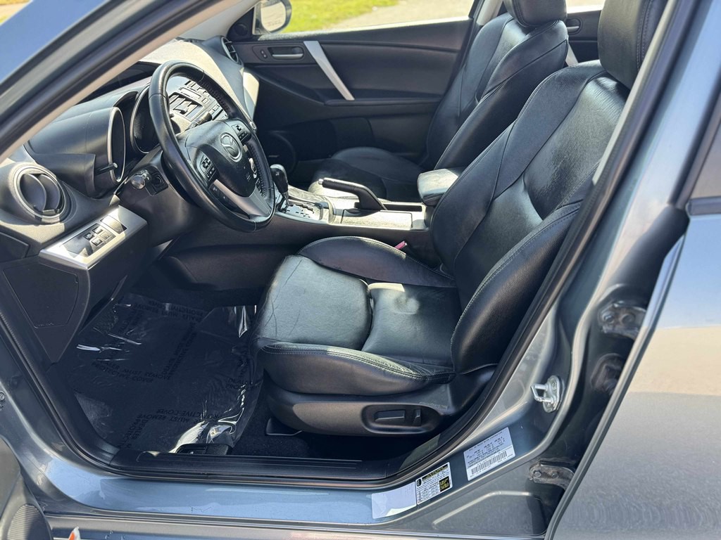2012 Mazda Mazda3 Image 9