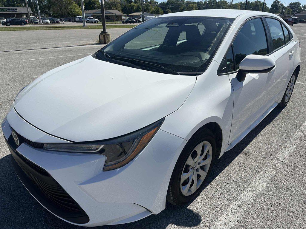 2025 Toyota Corolla Image 2