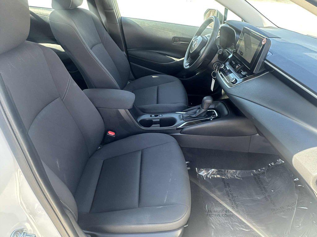 2025 Toyota Corolla Image 12
