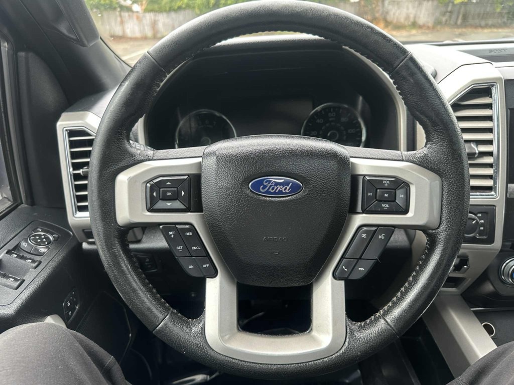 2015 Ford F-150 Image 18