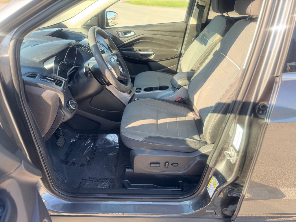 2015 Ford Escape Image 9