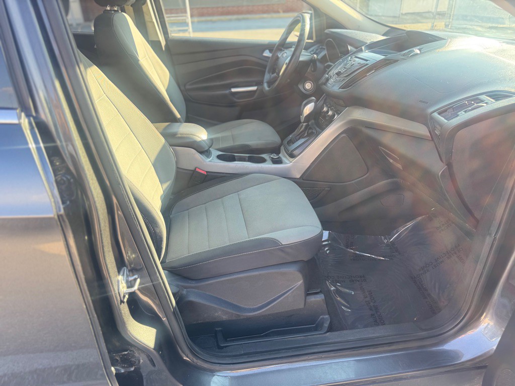 2015 Ford Escape Image 13