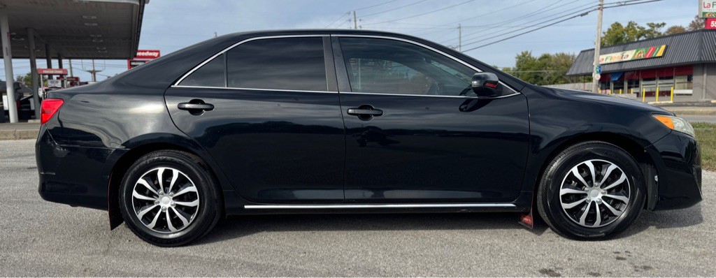 2012 Toyota Camry Image 4