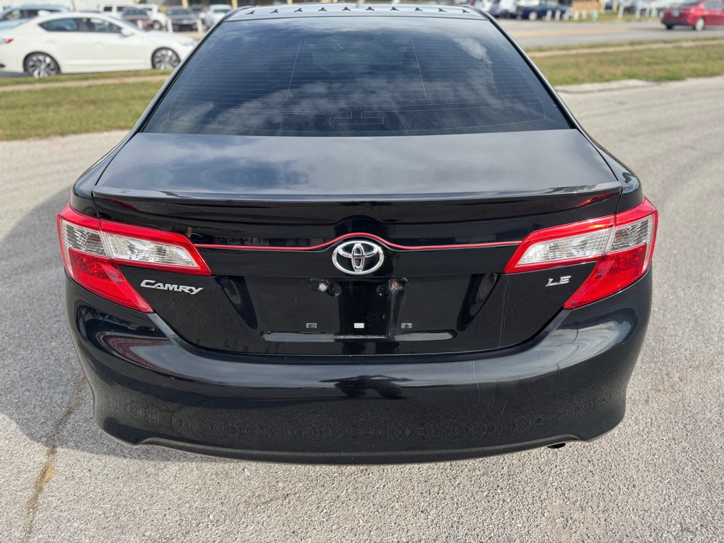 2012 Toyota Camry Image 7