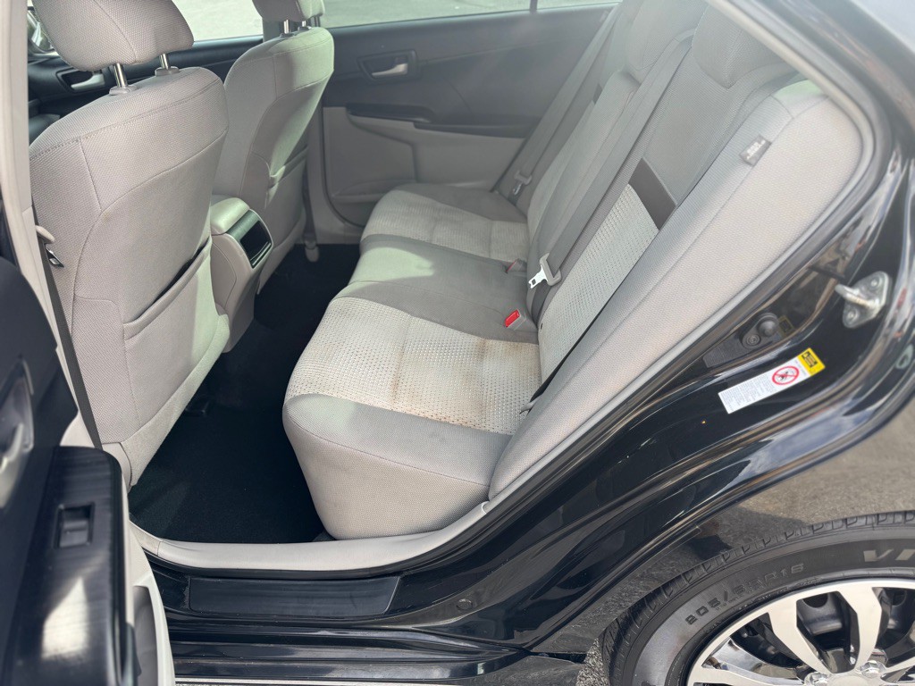 2012 Toyota Camry Image 10