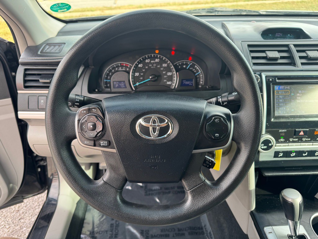 2012 Toyota Camry Image 14