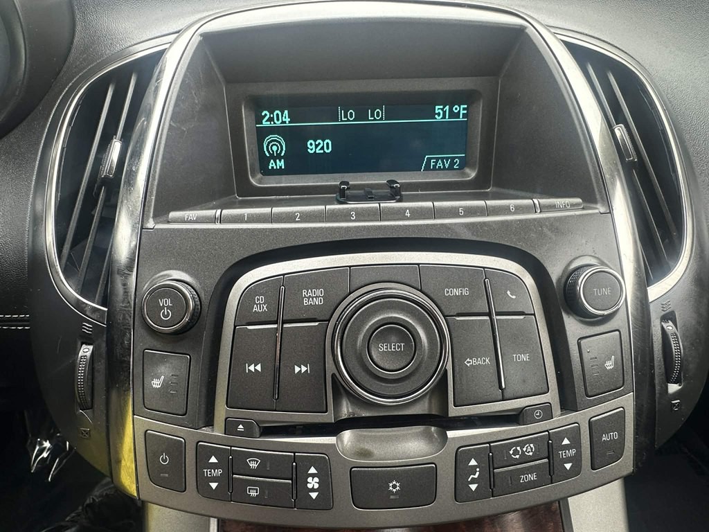 2011 Buick Lacrosse Image 17