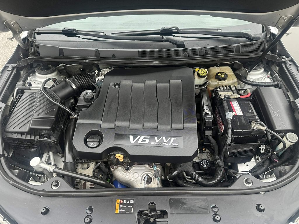 2011 Buick Lacrosse Image 19