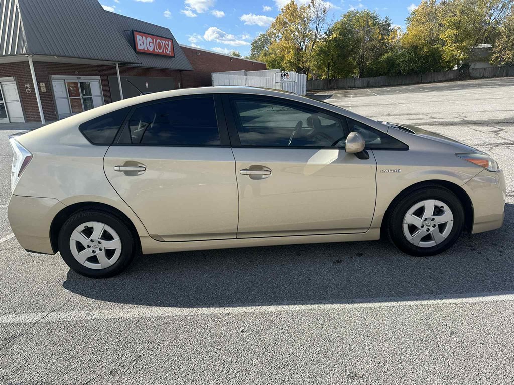 2010 Toyota Prius Image 7