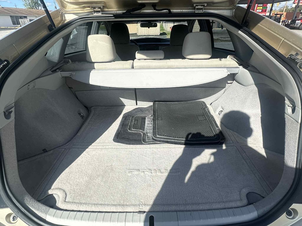 2010 Toyota Prius Image 13