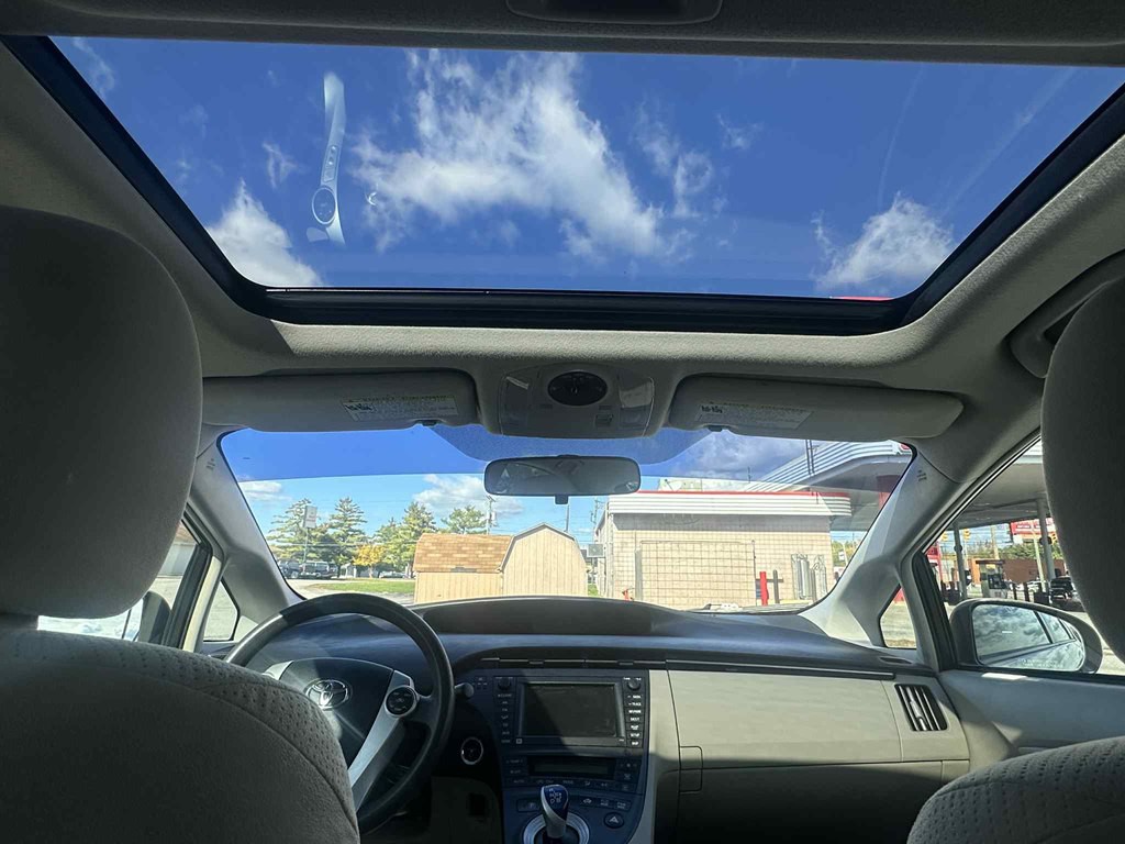 2010 Toyota Prius Image 15