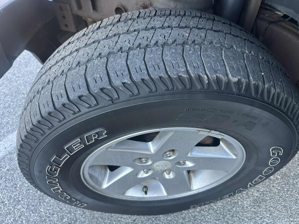 2008 Jeep Wrangler Image 16