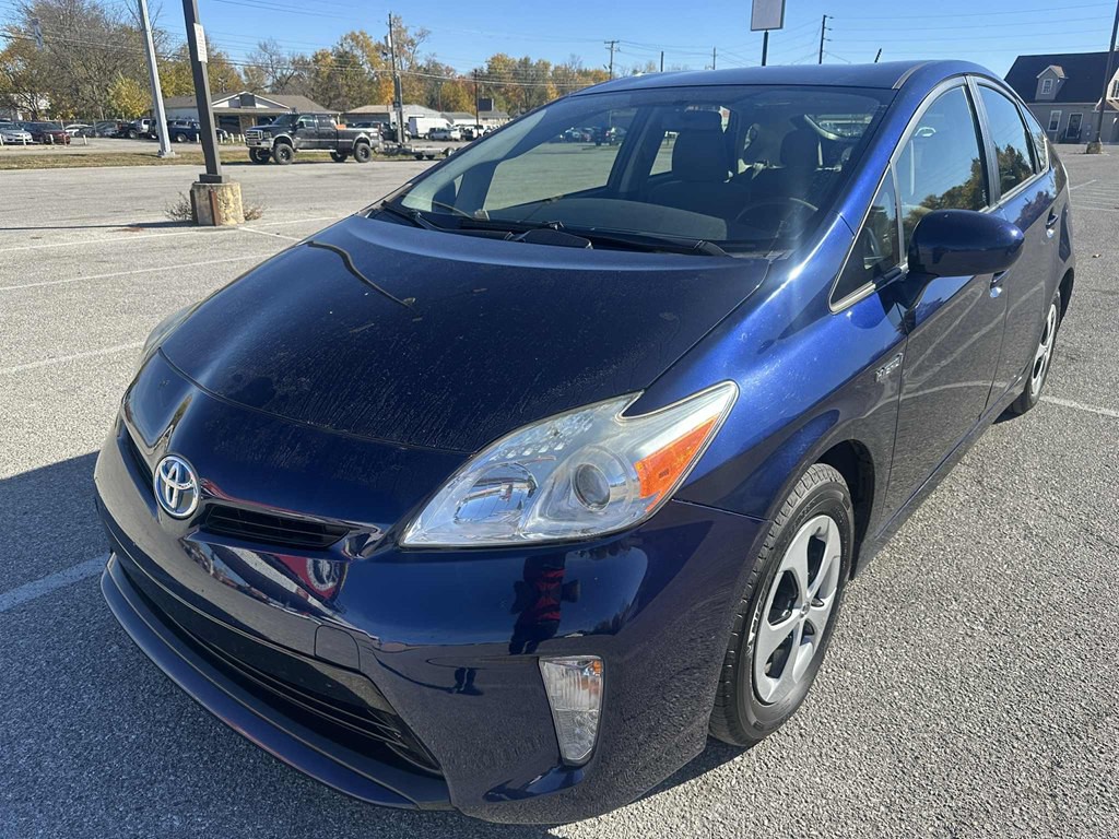 2015 Toyota Prius Image 2