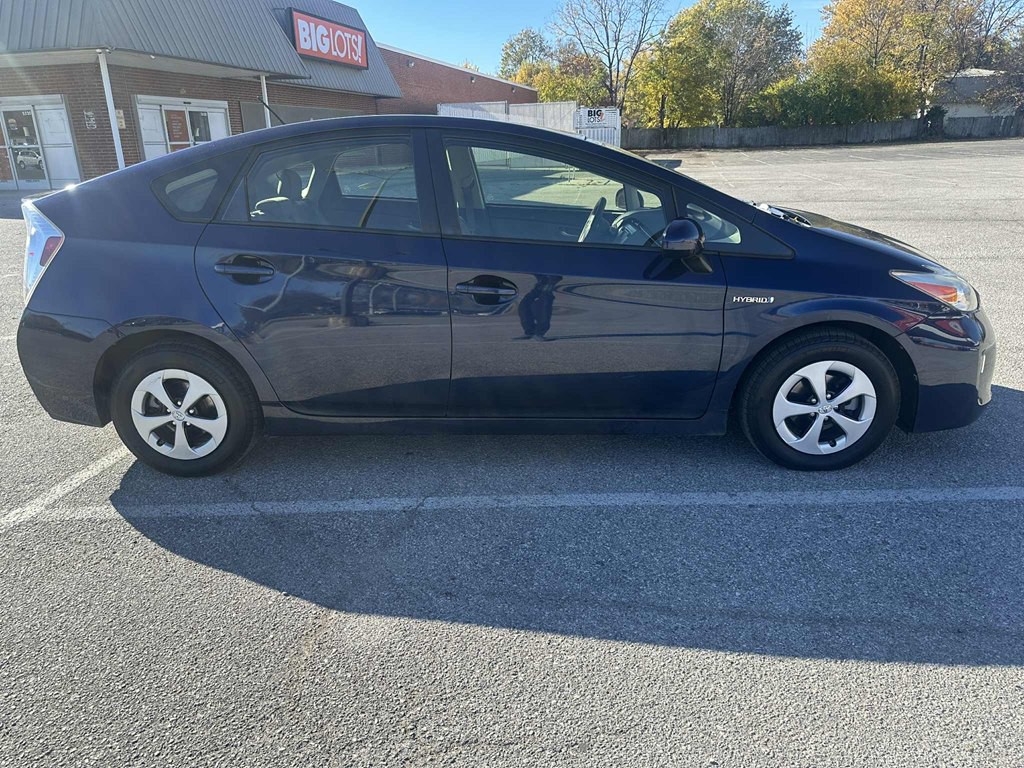 2015 Toyota Prius Image 3