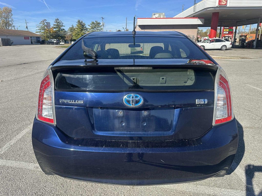 2015 Toyota Prius Image 6
