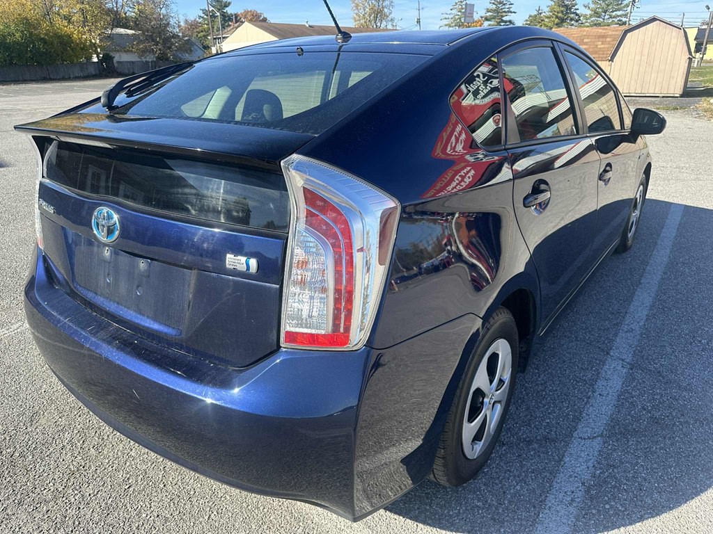 2015 Toyota Prius Image 7