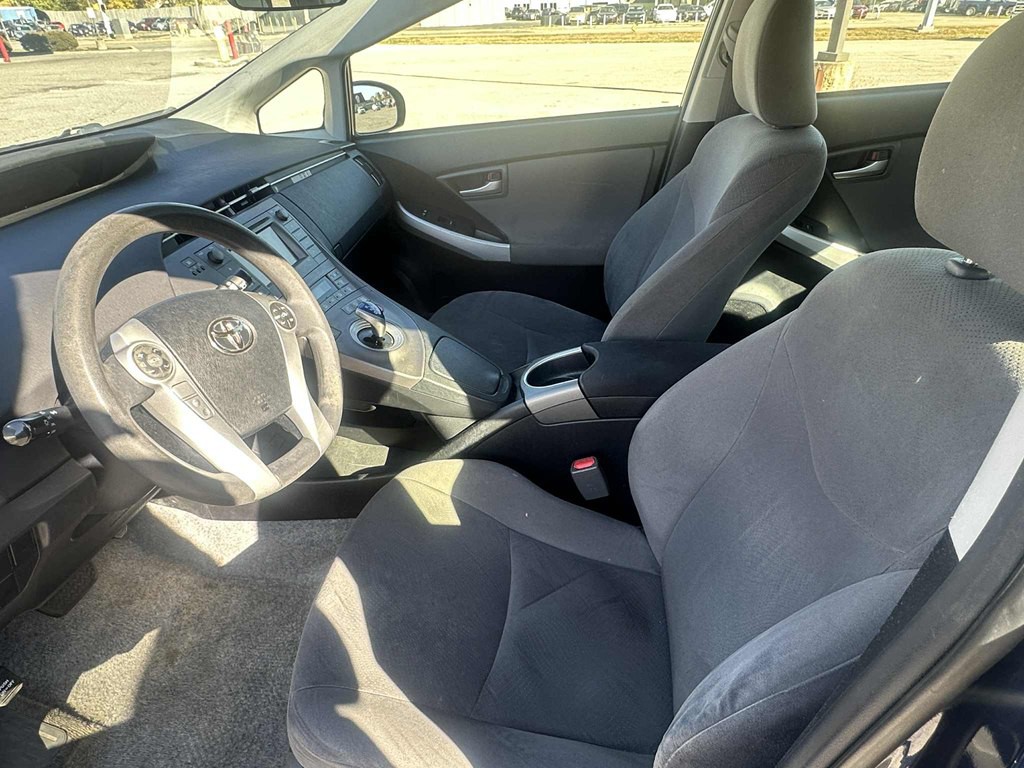 2015 Toyota Prius Image 9