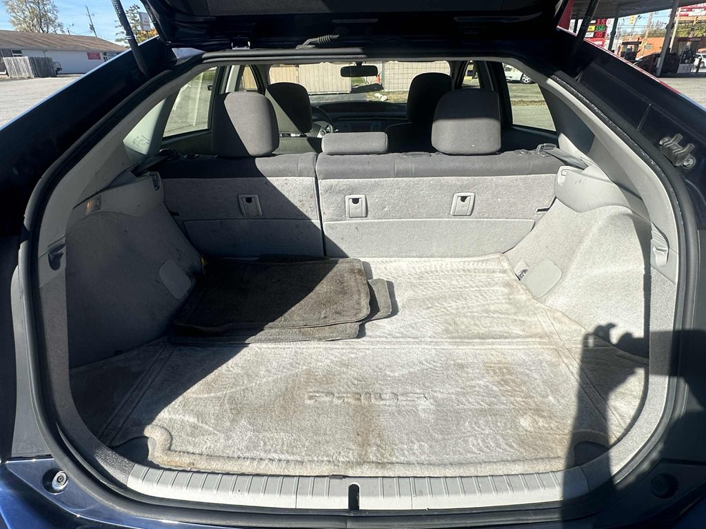 2015 Toyota Prius Image 18