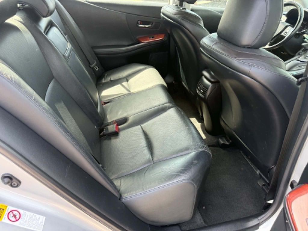2010 Lexus HS Image 12