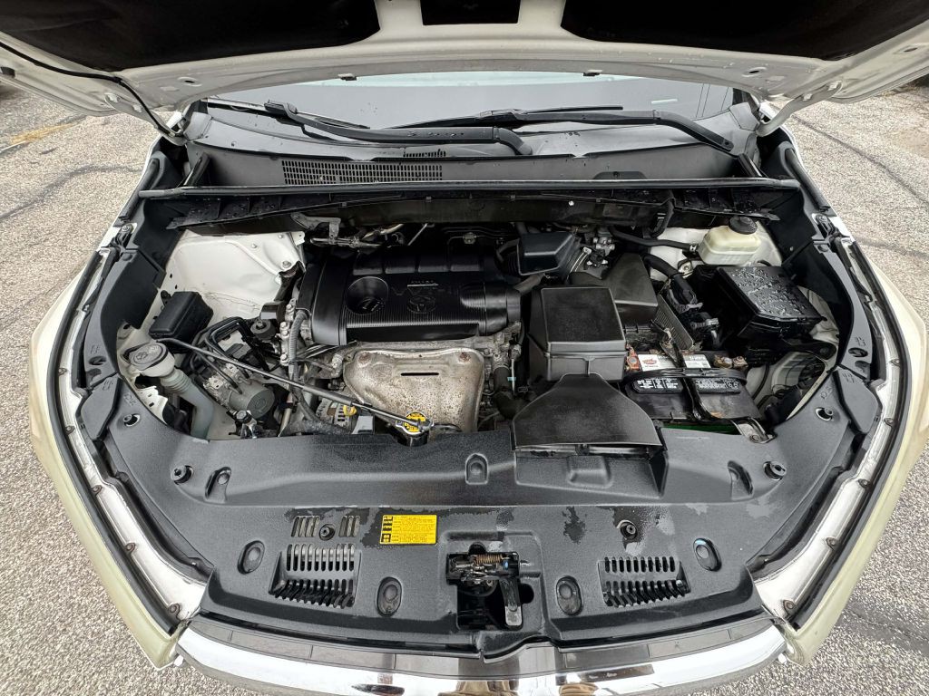 2015 Toyota Highlander Image 19
