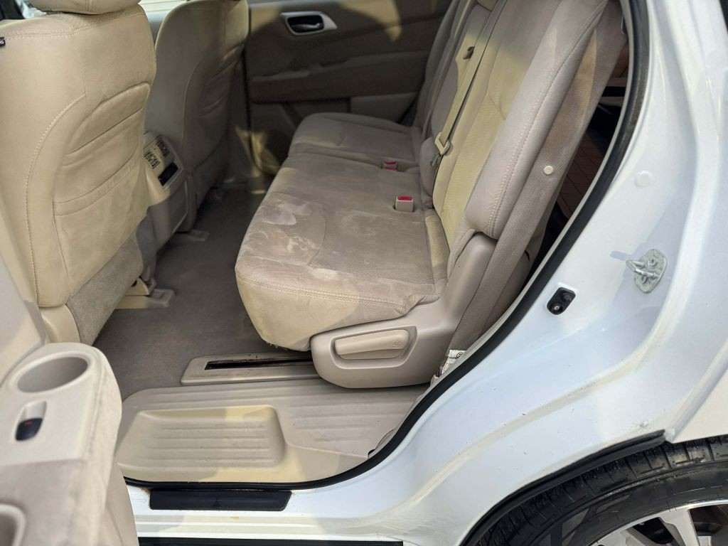 2013 Nissan Pathfinder Image 10