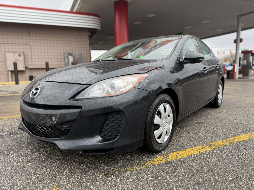 2013 Mazda Mazda3 Image 3